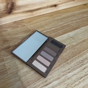 Naked pallet
